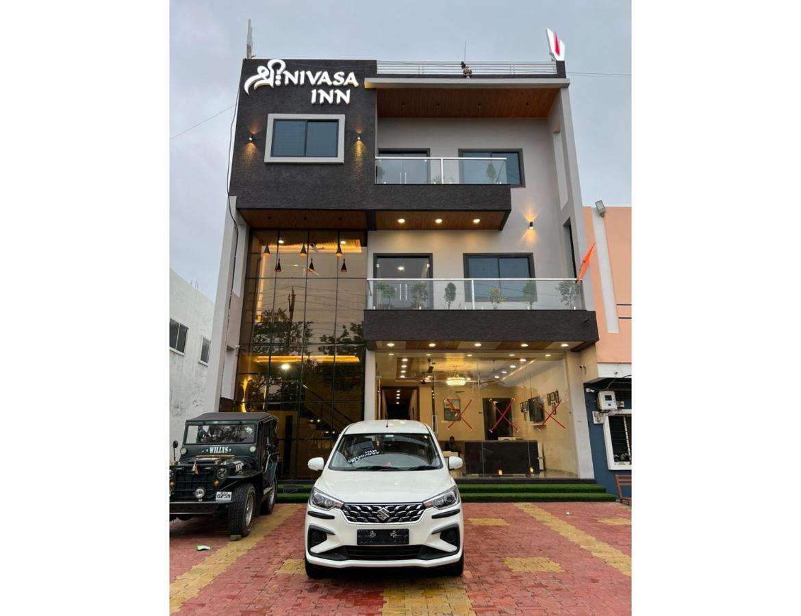 Hotel Shri Nivasa Inn, Kothi Godarpura Екстер'єр фото